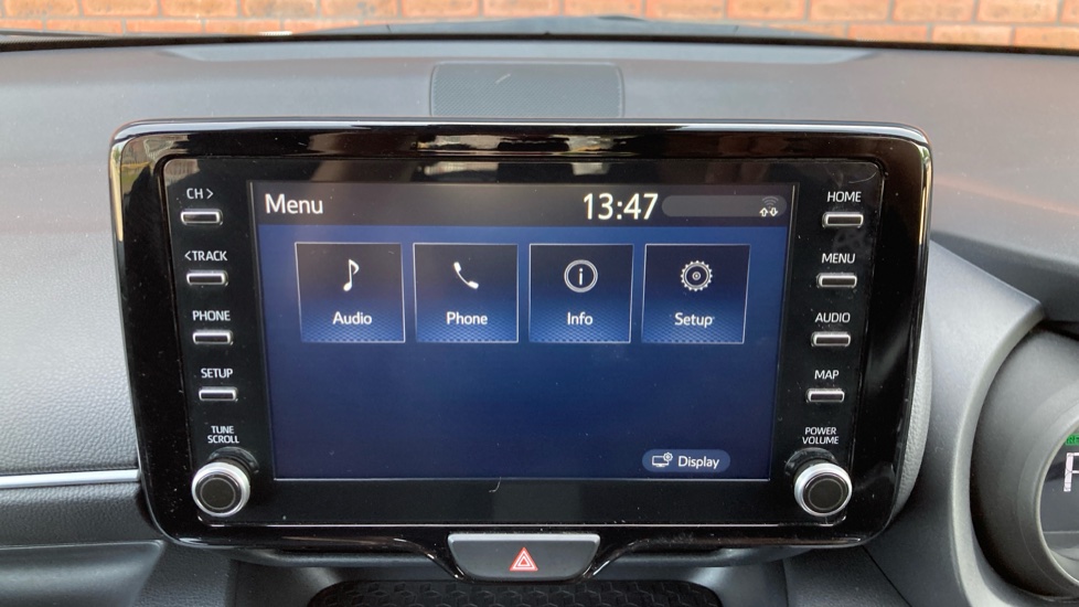 Toyota Yaris 1.5 Hybrid Design 5dr CVT Hybrid Hatchback - Image 47