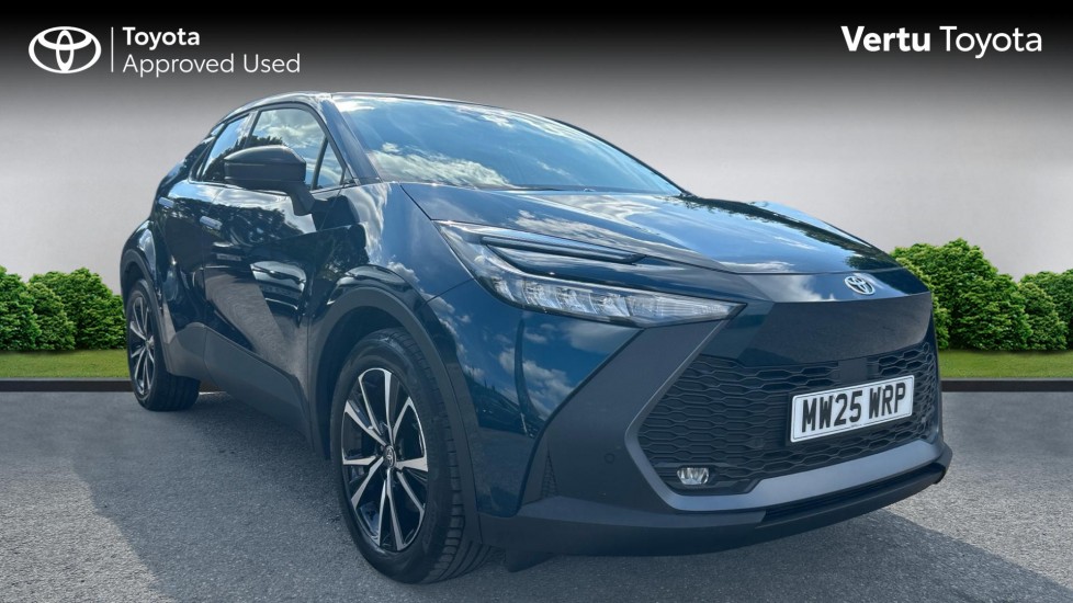 Toyota C-HR 2.0 PHEV Design 5dr CVT Hatchback - Image 1
