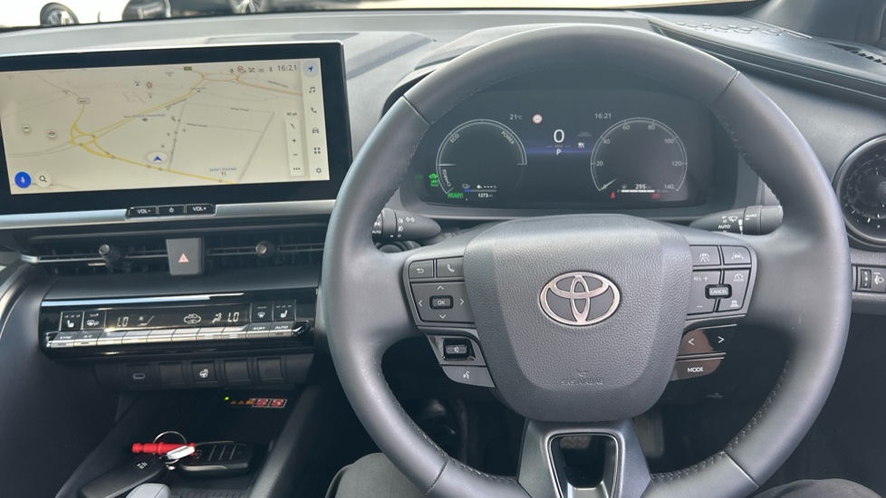 Toyota C-HR 2.0 PHEV Design 5dr CVT Hatchback - Image 7