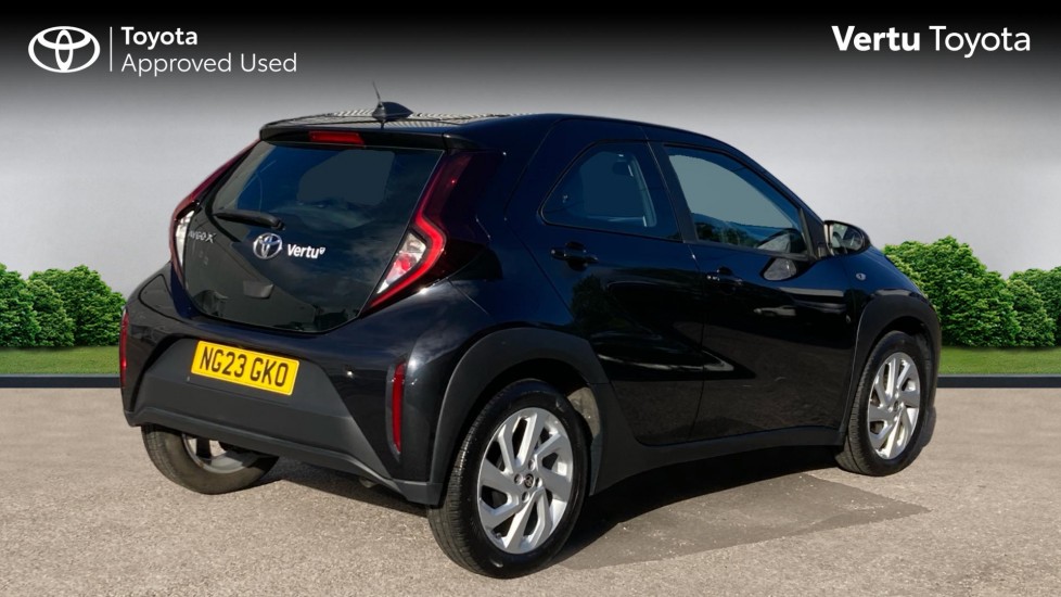Toyota Aygo X 1.0 VVT-i Pure 5dr Petrol Hatchback - Image 2