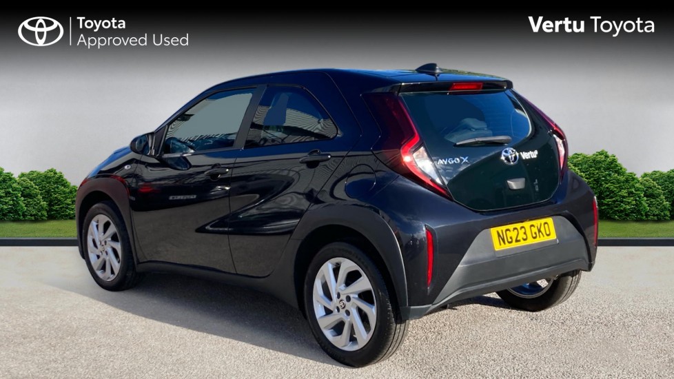 Toyota Aygo X 1.0 VVT-i Pure 5dr Petrol Hatchback - Image 4