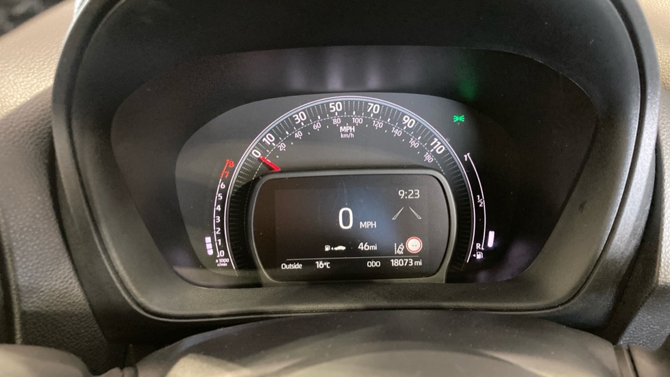 Toyota Aygo X 1.0 VVT-i Pure 5dr Petrol Hatchback - Image 11