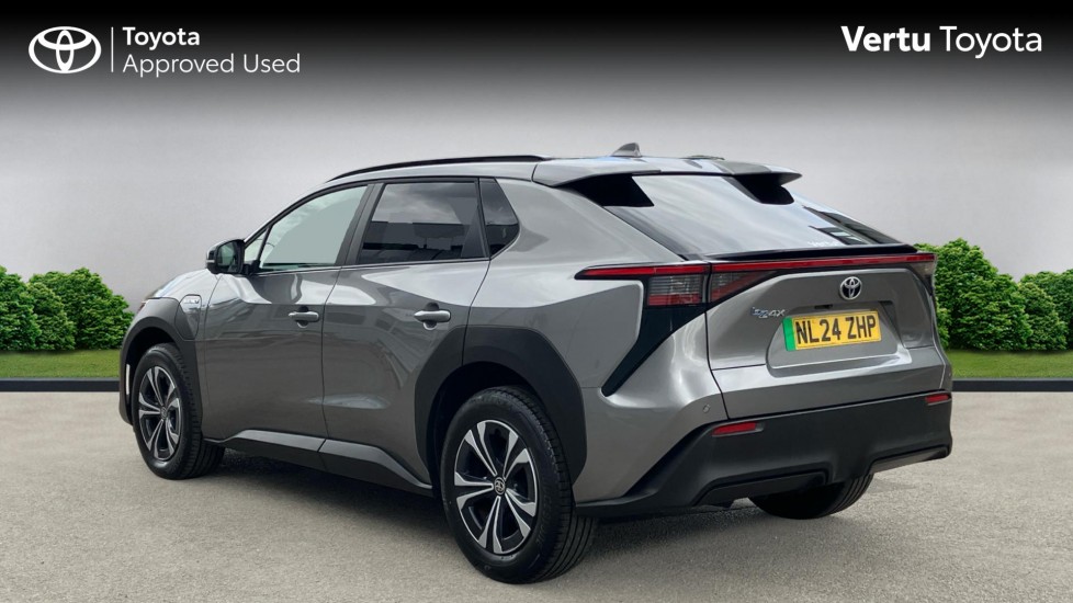 Toyota bZ4X 150kW Motion 71.4kWh 5dr Auto Electric Hatchback - Image 4