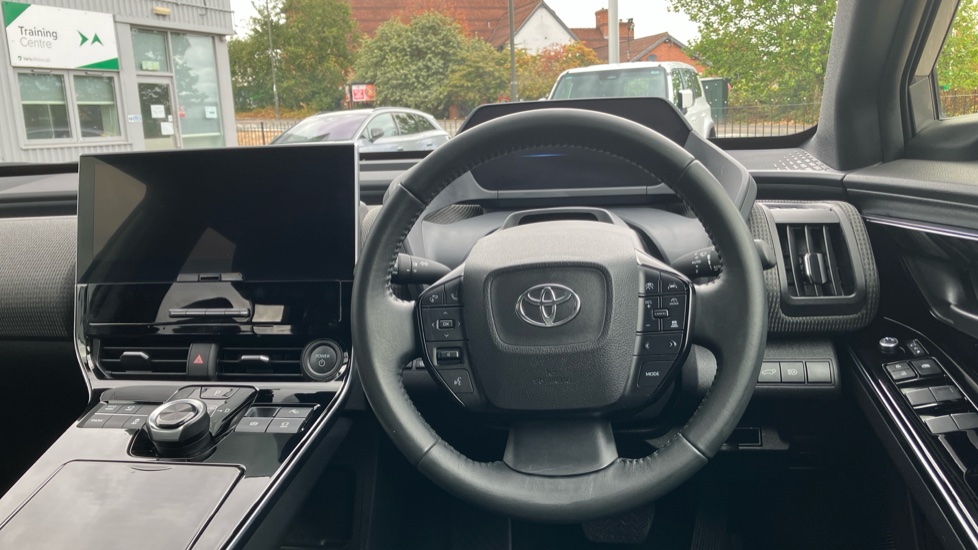 Toyota bZ4X 150kW Motion 71.4kWh 5dr Auto Electric Hatchback - Image 7