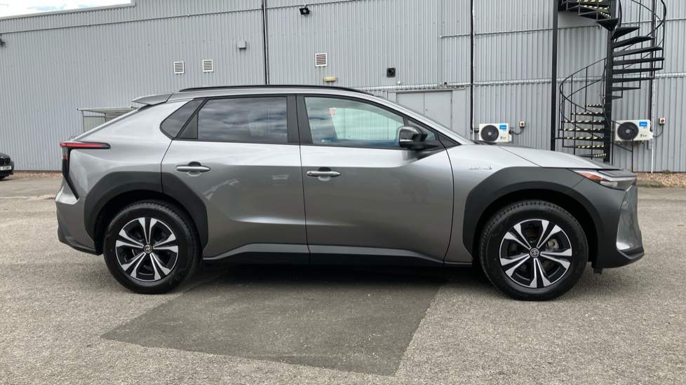 Toyota bZ4X 150kW Motion 71.4kWh 5dr Auto Electric Hatchback - Image 23