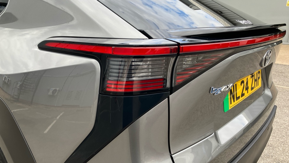 Toyota bZ4X 150kW Motion 71.4kWh 5dr Auto Electric Hatchback - Image 46