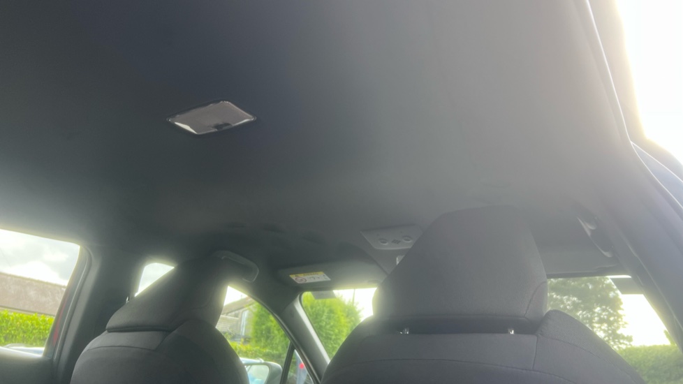 Toyota C-HR 1.8 Hybrid Icon 5dr CVT Hybrid Hatchback - Image 19
