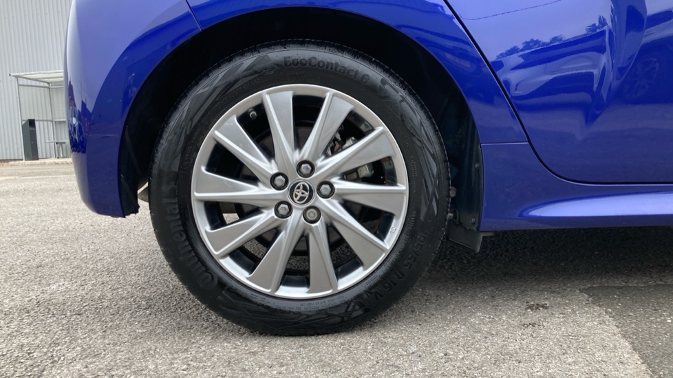 Toyota Yaris 1.5 Hybrid Icon 5dr CVT Hybrid Hatchback - Image 25