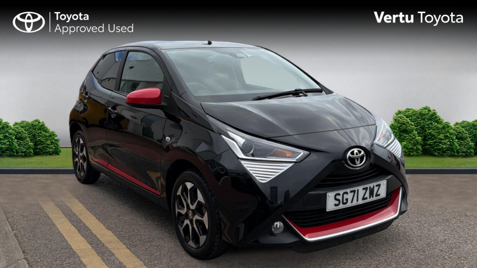 Toyota Aygo 1.0 VVT-i X-Trend TSS 5dr Petrol Hatchback - Image 1