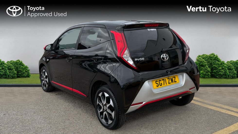 Toyota Aygo 1.0 VVT-i X-Trend TSS 5dr Petrol Hatchback - Image 4