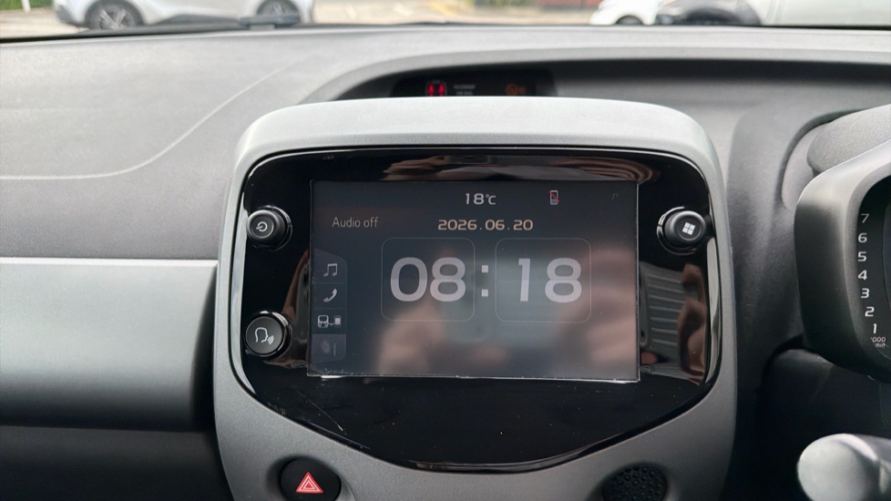 Toyota Aygo 1.0 VVT-i X-Trend TSS 5dr Petrol Hatchback - Image 9