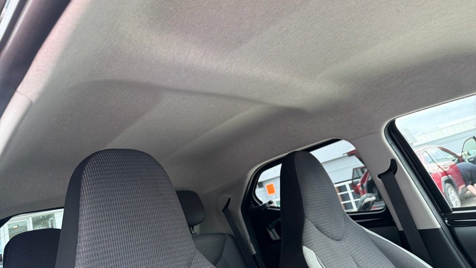 Toyota Aygo 1.0 VVT-i X-Trend TSS 5dr Petrol Hatchback - Image 19