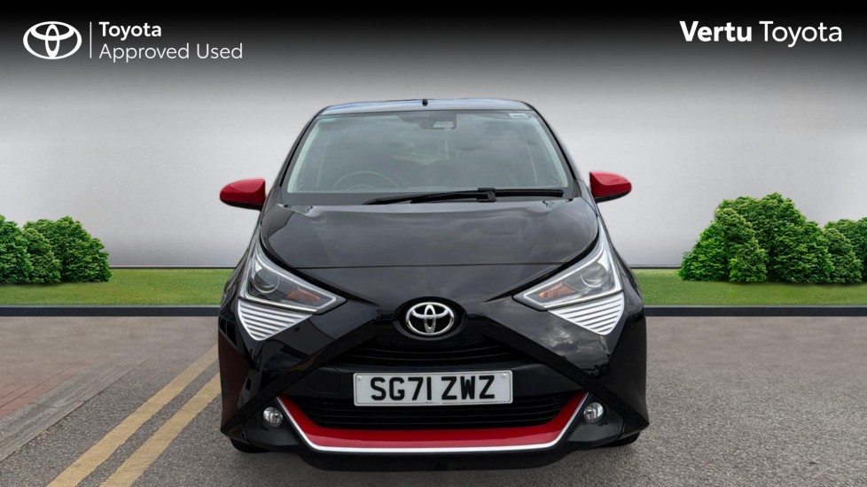 Toyota Aygo 1.0 VVT-i X-Trend TSS 5dr Petrol Hatchback - Image 22