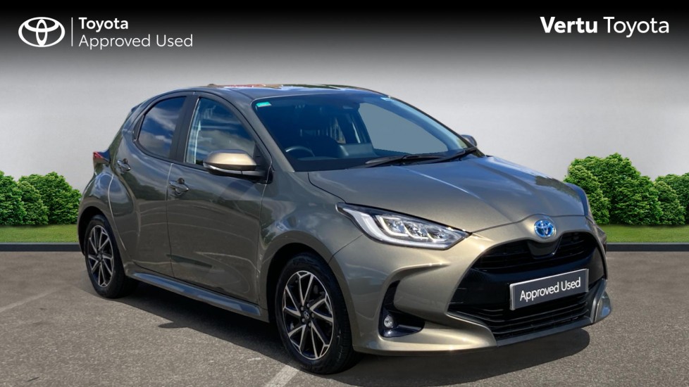 Toyota Yaris 1.5 Hybrid Design 5dr CVT Hybrid Hatchback - Image 1