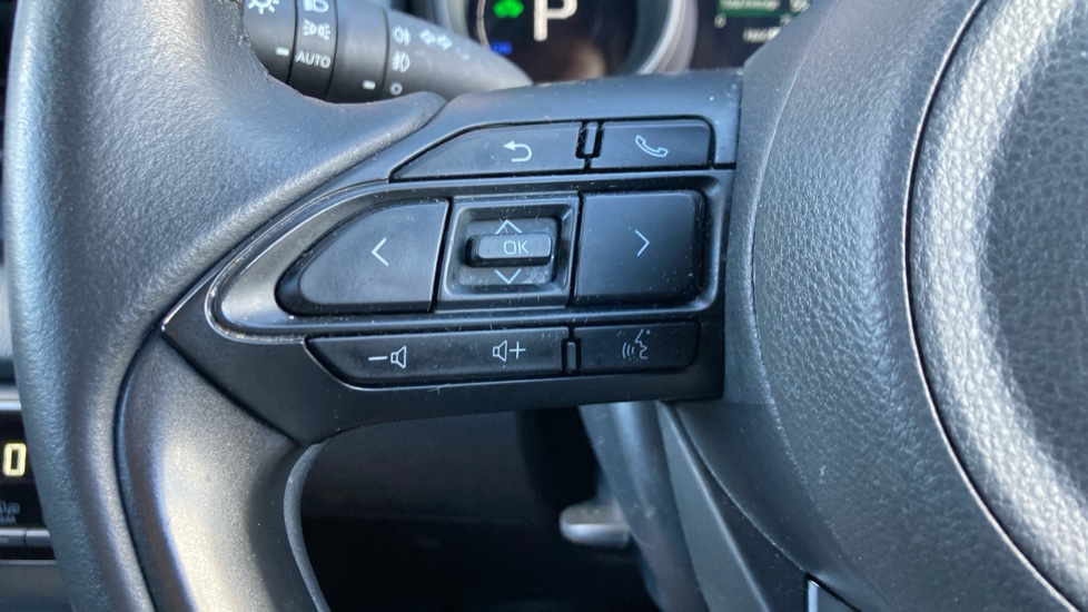 Toyota Yaris 1.5 Hybrid Design 5dr CVT Hybrid Hatchback - Image 37