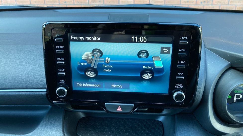 Toyota Yaris 1.5 Hybrid Design 5dr CVT Hybrid Hatchback - Image 44