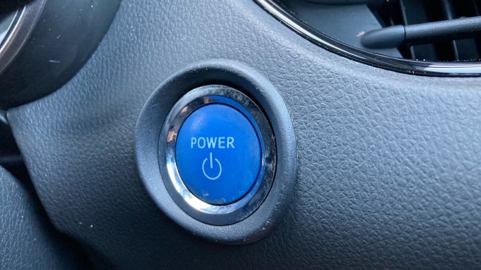 Toyota C-HR 2.0 Hybrid Excel 5dr CVT Hybrid Hatchback - Image 16