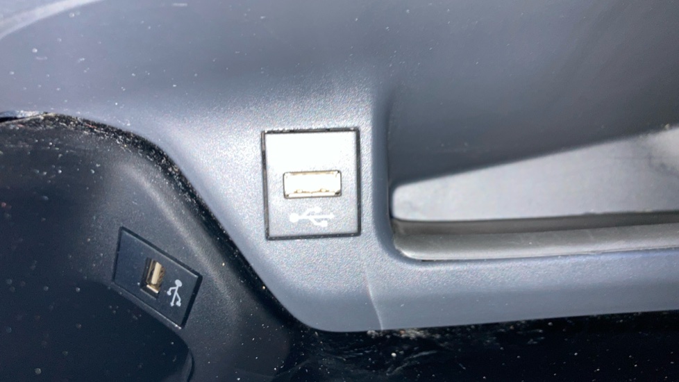 Toyota C-HR 2.0 Hybrid Excel 5dr CVT Hybrid Hatchback - Image 35