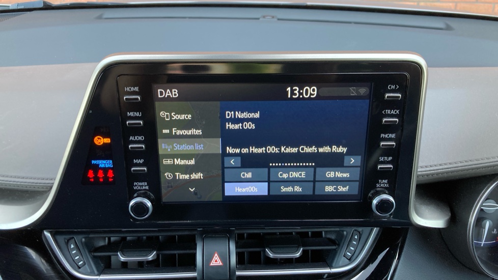 Toyota C-HR 2.0 Hybrid Excel 5dr CVT Hybrid Hatchback - Image 48