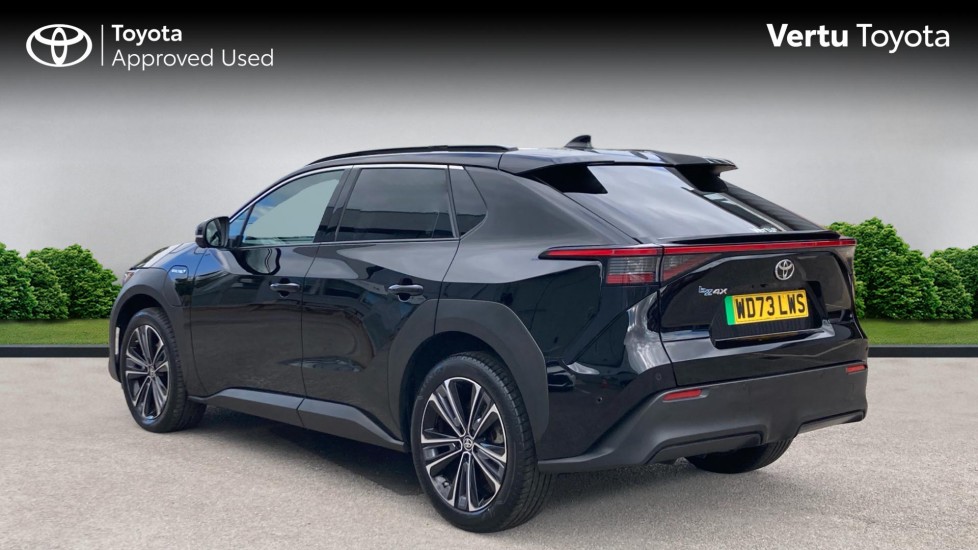Toyota bZ4X 150kW Vision 71.4kWh 5dr Auto Electric Hatchback - Image 4