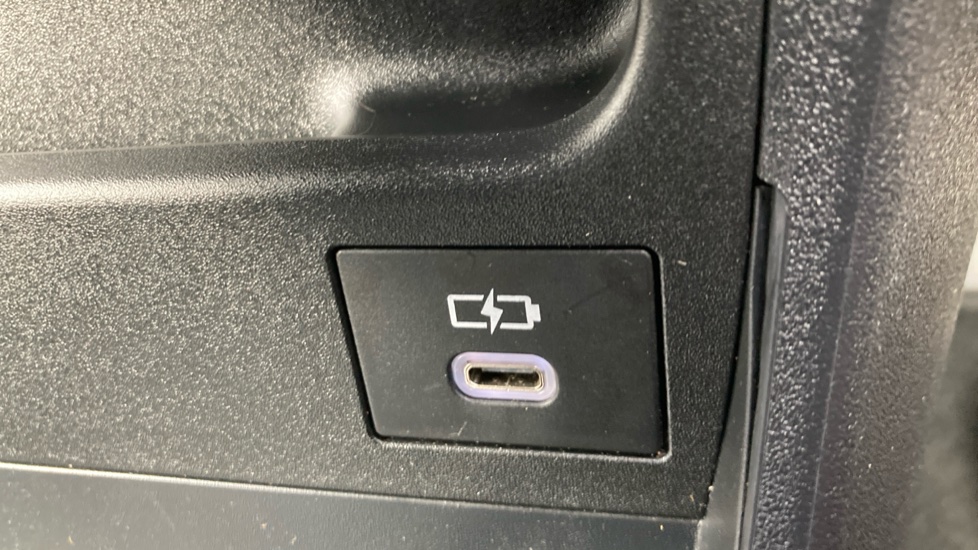 Toyota bZ4X 150kW Vision 71.4kWh 5dr Auto Electric Hatchback - Image 36