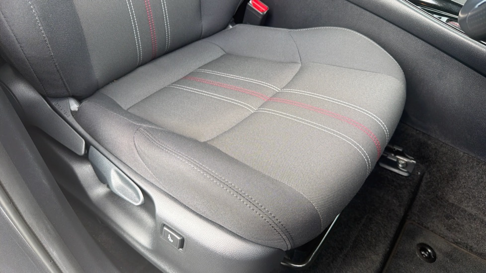 Toyota C-HR 2.0 Hybrid GR Sport 5dr CVT Hybrid Hatchback - Image 17