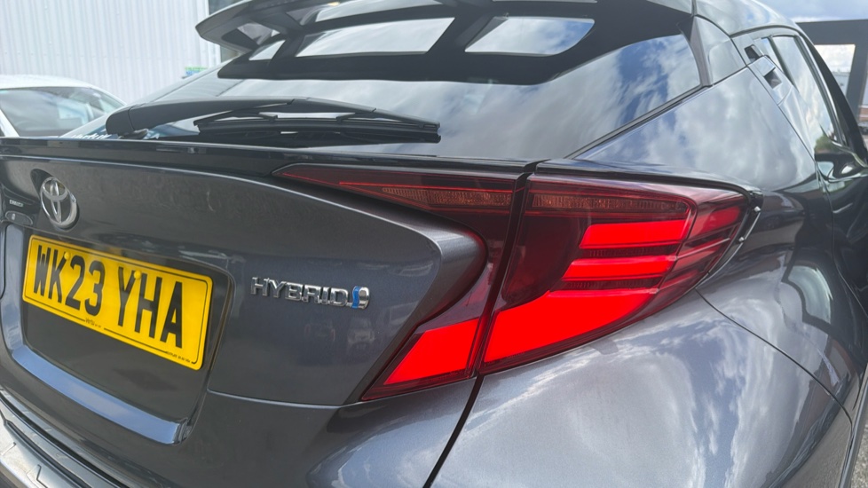 Toyota C-HR 2.0 Hybrid GR Sport 5dr CVT Hybrid Hatchback - Image 21