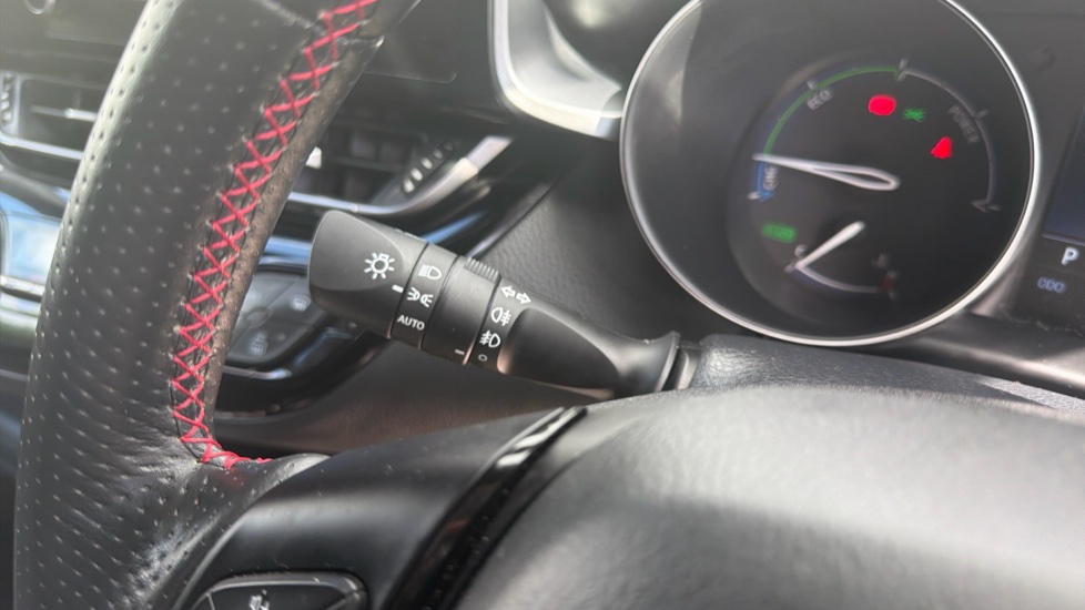 Toyota C-HR 2.0 Hybrid GR Sport 5dr CVT Hybrid Hatchback - Image 33