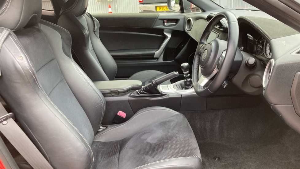 Toyota GT86 2.0 D-4S Pro 2dr Petrol Coupe - Image 12