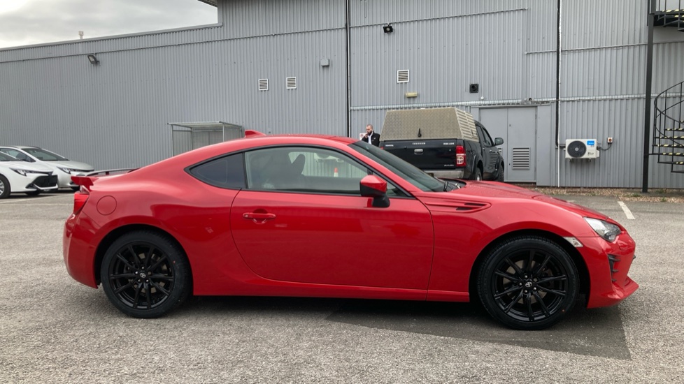 Toyota GT86 2.0 D-4S Pro 2dr Petrol Coupe - Image 23