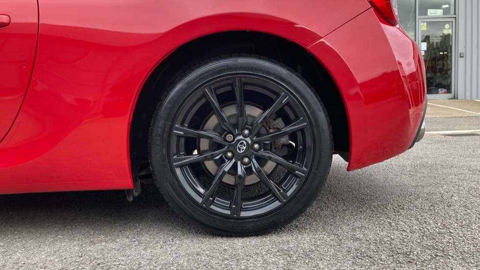 Toyota GT86 2.0 D-4S Pro 2dr Petrol Coupe - Image 25