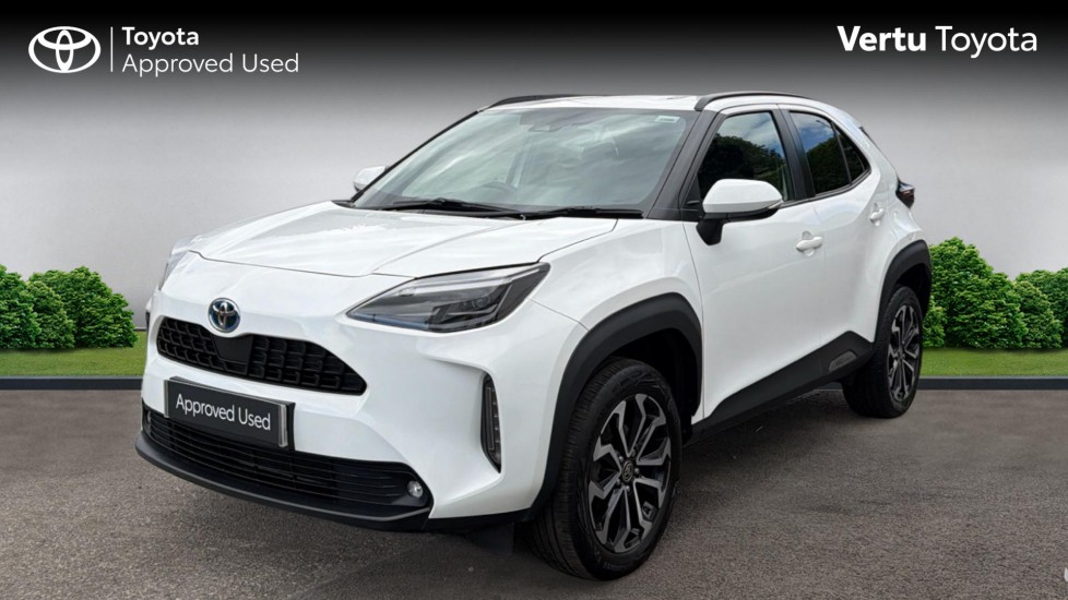 Toyota Yaris Cross 1.5 Hybrid Design 5dr CVT Hybrid Estate - Image 3