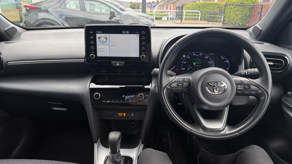 Toyota Yaris Cross 1.5 Hybrid Design 5dr CVT Hybrid Estate - Image 6