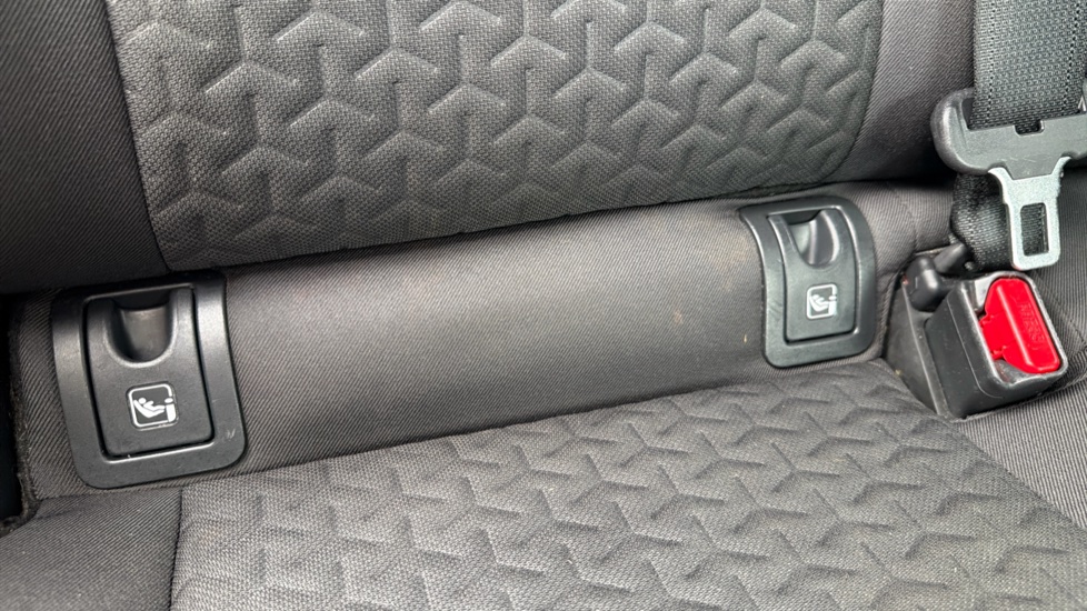 Toyota Yaris Cross 1.5 Hybrid Design 5dr CVT Hybrid Estate - Image 14