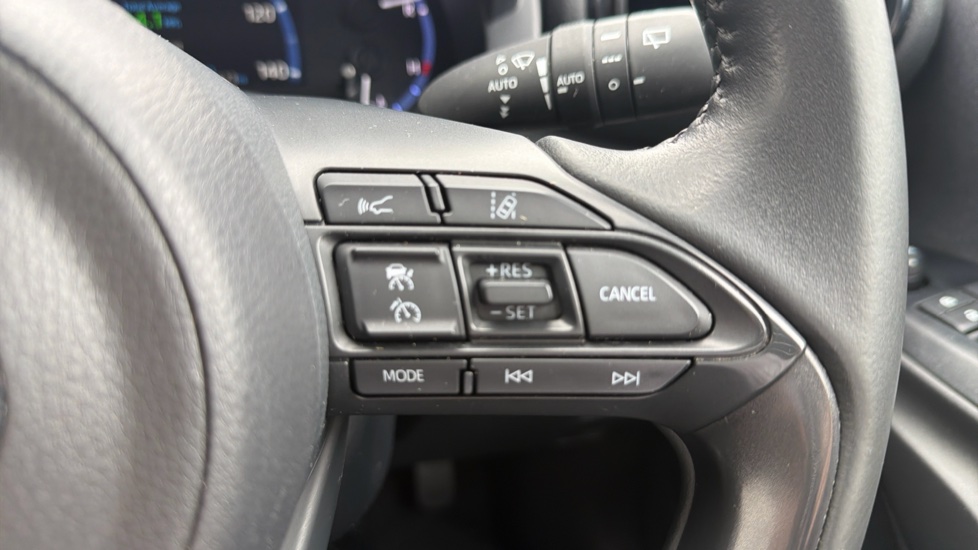 Toyota Yaris Cross 1.5 Hybrid Design 5dr CVT Hybrid Estate - Image 30