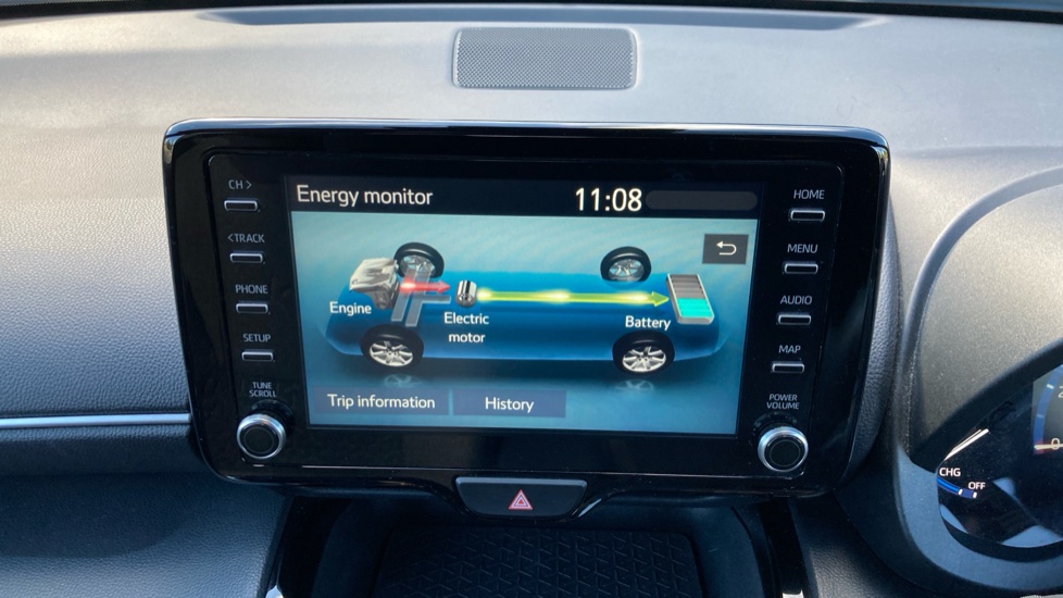 Toyota Yaris Cross 1.5 Hybrid Design 5dr CVT Hybrid Estate - Image 44