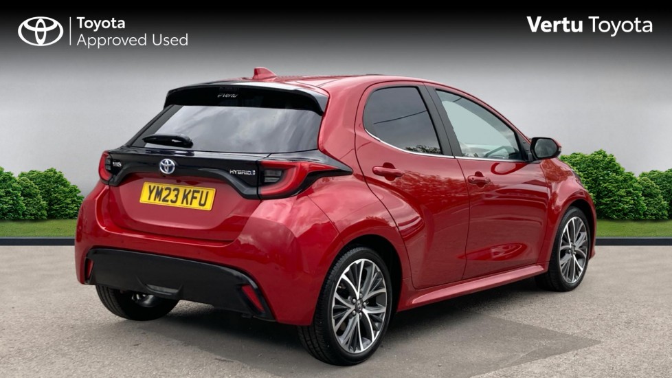 Toyota Yaris 1.5 Hybrid Excel 5dr CVT Hybrid Hatchback - Image 2