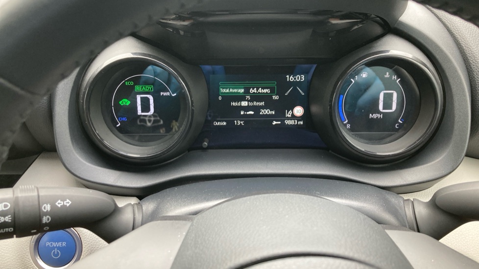 Toyota Yaris 1.5 Hybrid Excel 5dr CVT Hybrid Hatchback - Image 11