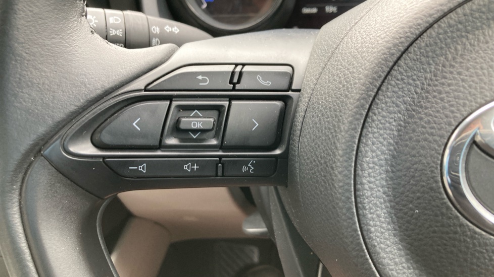 Toyota Yaris 1.5 Hybrid Excel 5dr CVT Hybrid Hatchback - Image 37