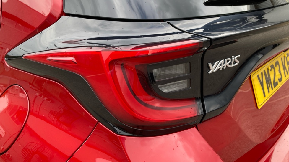 Toyota Yaris 1.5 Hybrid Excel 5dr CVT Hybrid Hatchback - Image 41