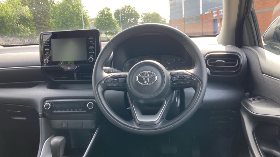 Toyota Yaris 1.5 Hybrid Icon 5dr CVT Hybrid Hatchback - Image 7