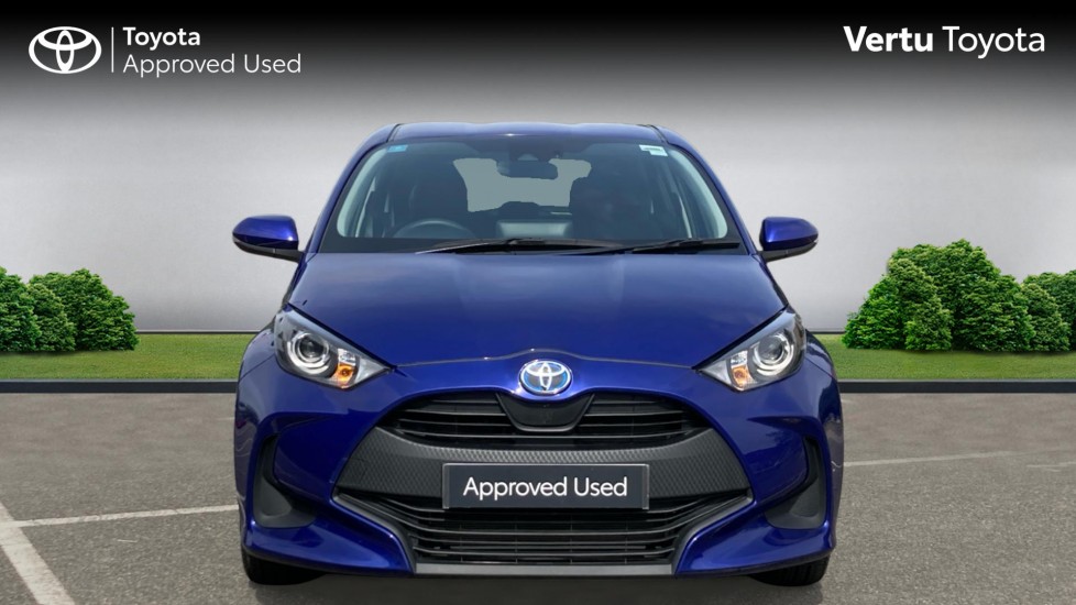 Toyota Yaris 1.5 Hybrid Icon 5dr CVT Hybrid Hatchback - Image 22