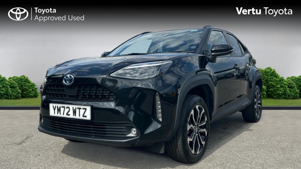 Toyota Yaris Cross 1.5 Hybrid Design 5dr CVT Hybrid Estate - Image 3
