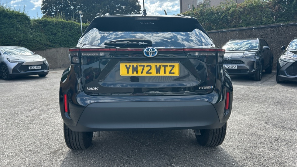 Toyota Yaris Cross 1.5 Hybrid Design 5dr CVT Hybrid Estate - Image 26