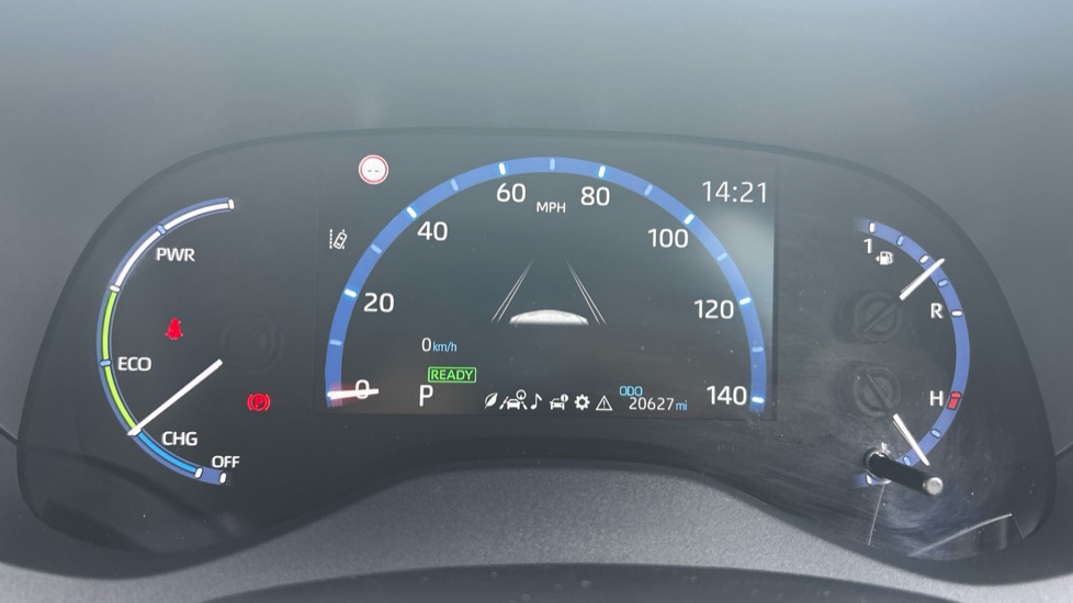 Toyota Yaris Cross 1.5 Hybrid Design 5dr CVT Hybrid Estate - Image 35
