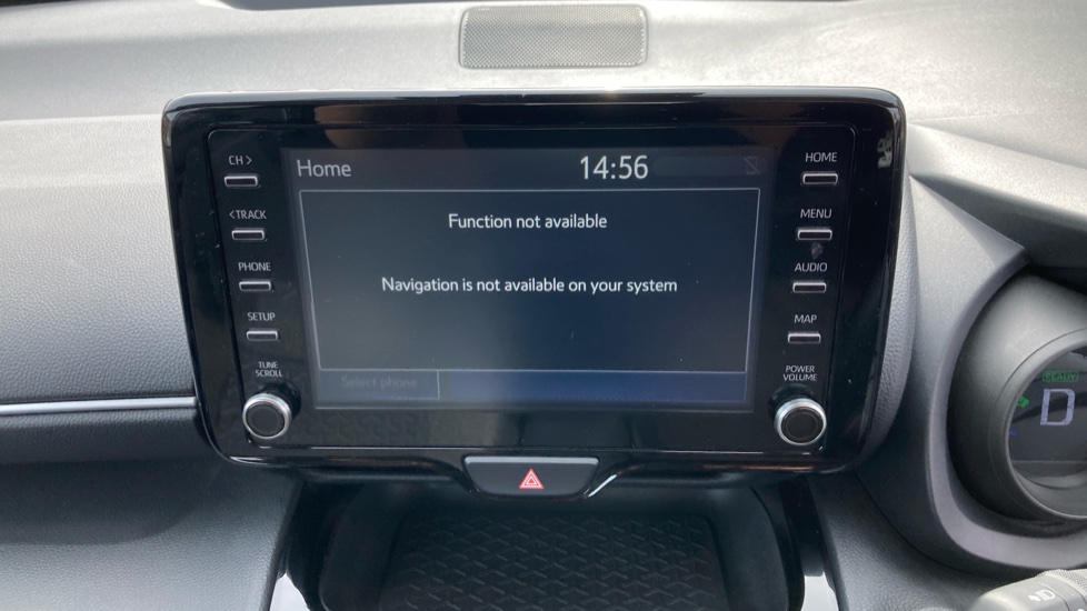 Toyota Yaris Cross 1.5 Hybrid Icon 5dr CVT Hybrid Estate - Image 9