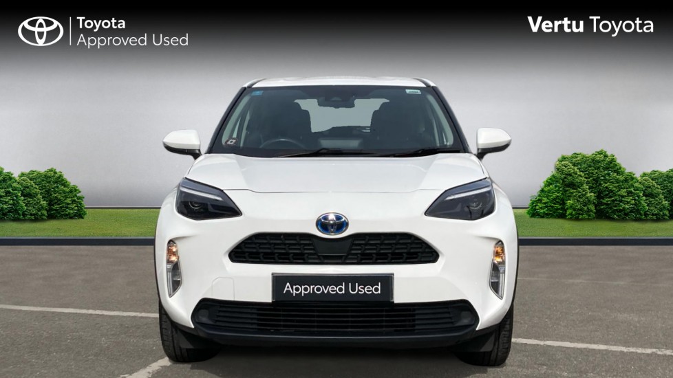 Toyota Yaris Cross 1.5 Hybrid Icon 5dr CVT Hybrid Estate - Image 22