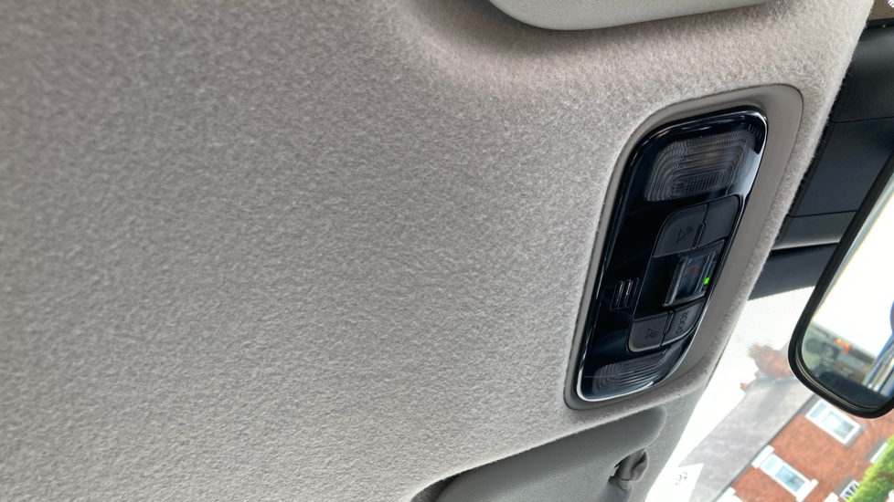 Toyota Yaris Cross 1.5 Hybrid Icon 5dr CVT Hybrid Estate - Image 37