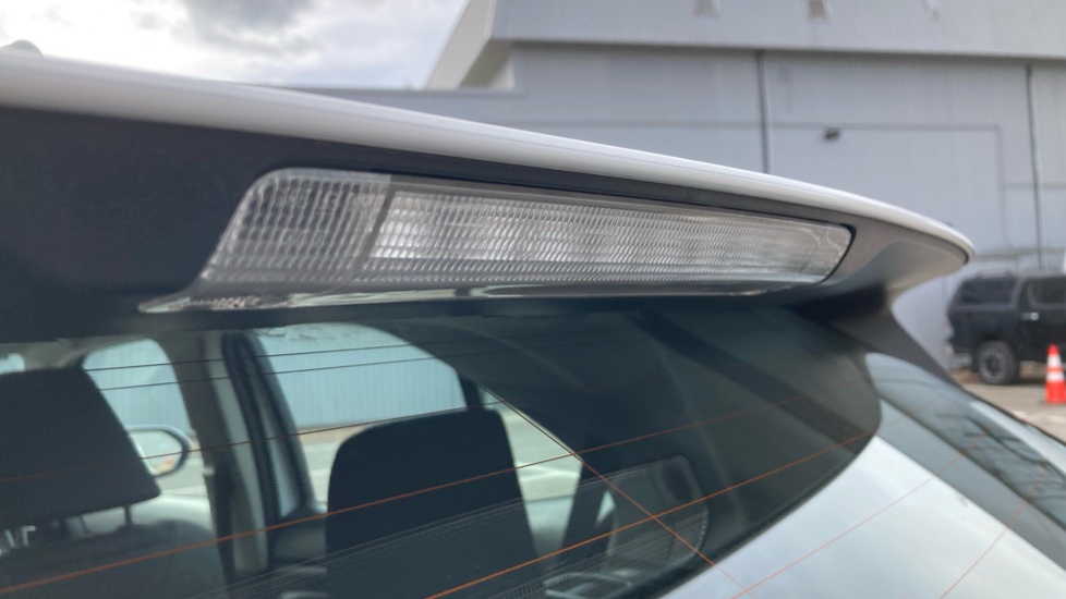 Toyota Yaris Cross 1.5 Hybrid Icon 5dr CVT Hybrid Estate - Image 39