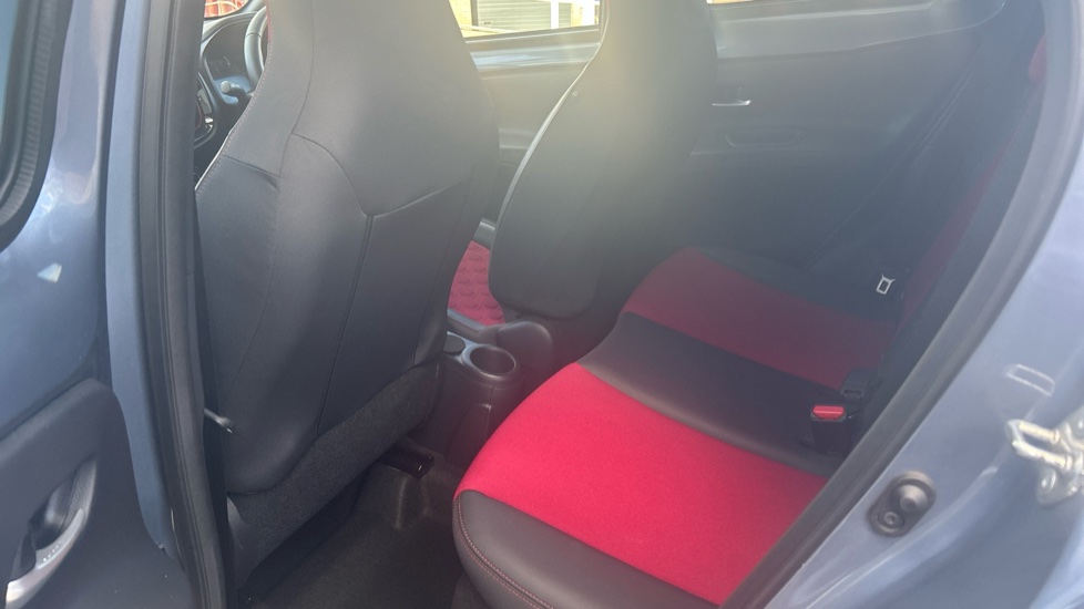 Toyota Aygo X 1.0 VVT-i Undercover 5dr Petrol Hatchback - Image 15
